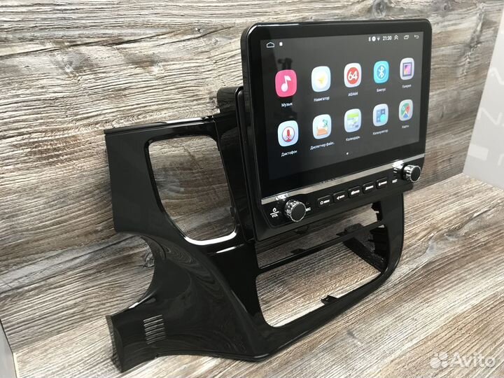 Магнитола на Mitsubishi Outlander 3