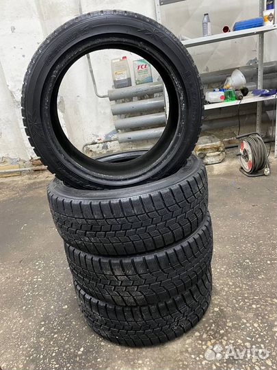 Goodyear Ice Navi 6 215/45 R17