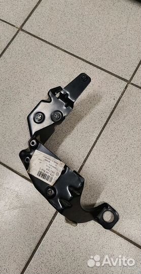 Крепление интеркулера правое audi A6 2003 C5