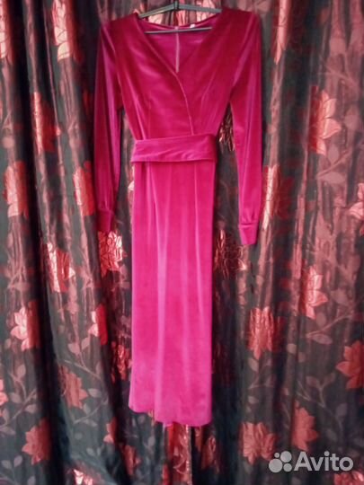 Вечернее платье