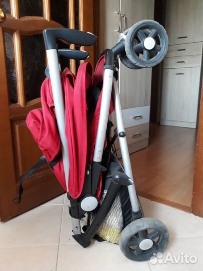 Прогулочная коляска CBX