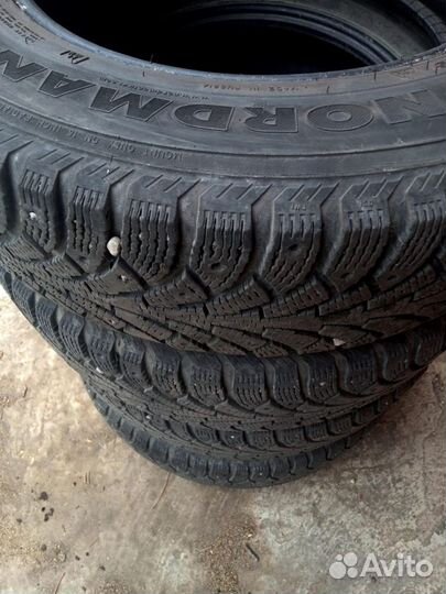 Nordman Nordman 4 215/65 R16