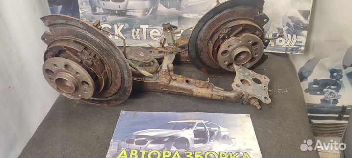 Задний рычаг в сборе со ступицей Chery Tiggo 5