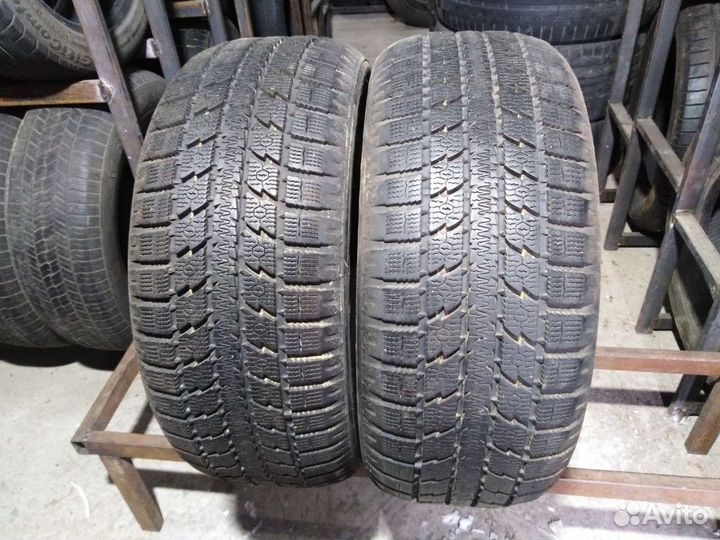 Toyo Observe GSi-5 215/50 R17