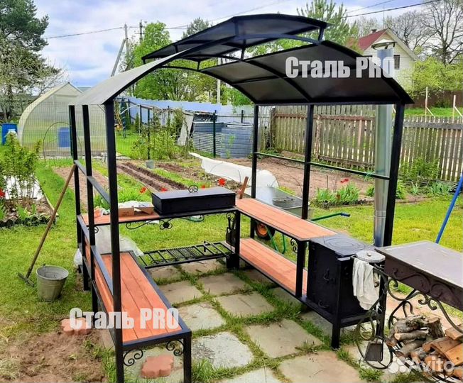 Беседка с мангалом