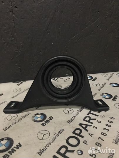 Подвесной подшипник Mercedes-Benz E Class W210