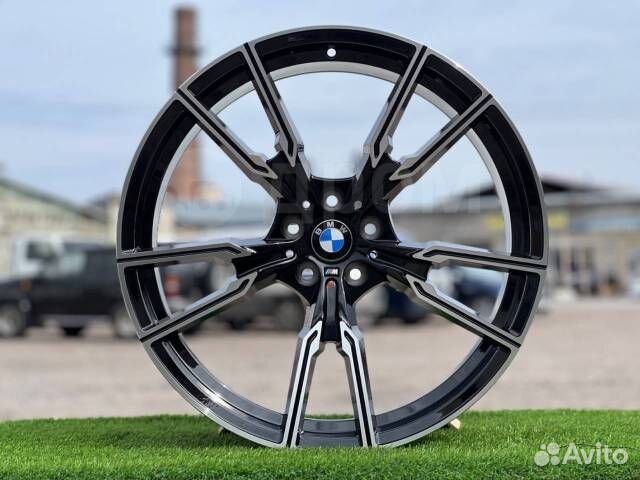 Диск литой разношир. Replica BMW 747M R21 5x112