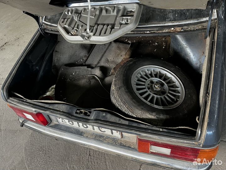 Уплотнитель багажника bmw 7 e23