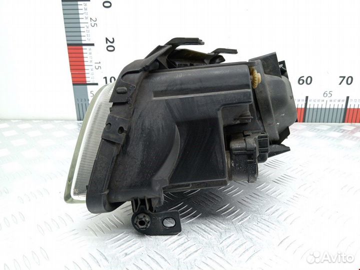 Фара передняя для Audi A4 B5 8D0941004E