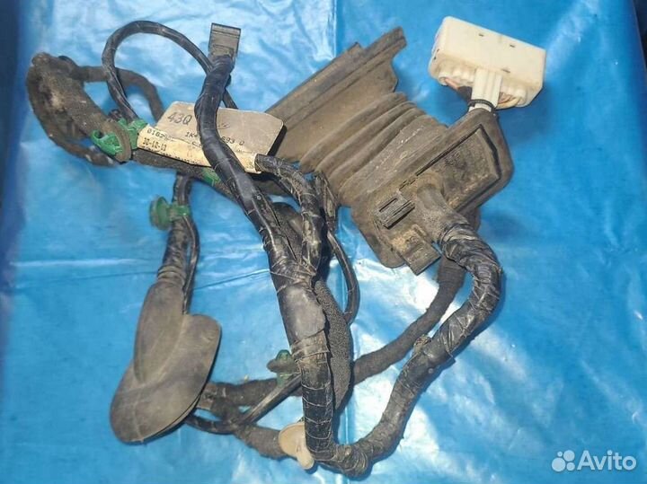 Жгут проводов двери передней Audi Volkswagen