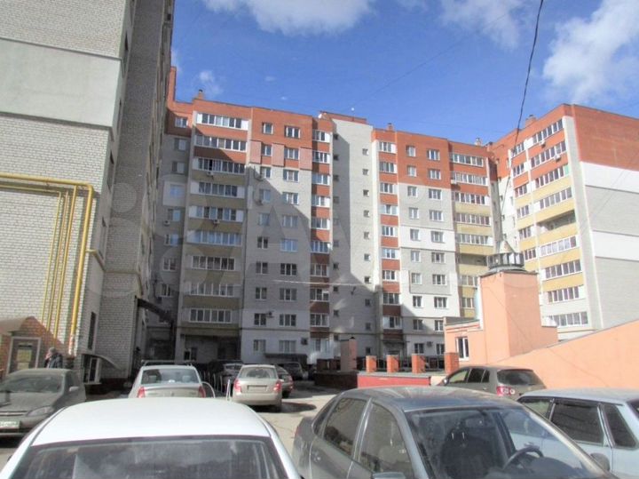 3-к. квартира, 81 м², 6/10 эт.