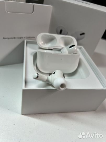 AirPods Pro Charging Case