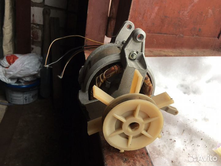 Двигататель