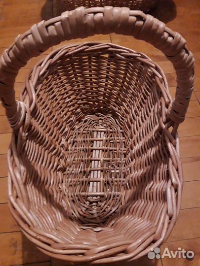 Плетеные корзины новые (грибная, ягодная)