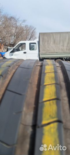 Pirelli P Zero PZ4 255/40 R20