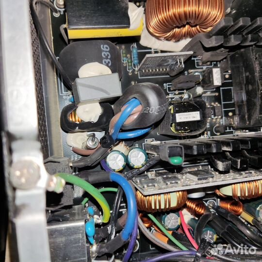 Блок питания Chiftec 1000W