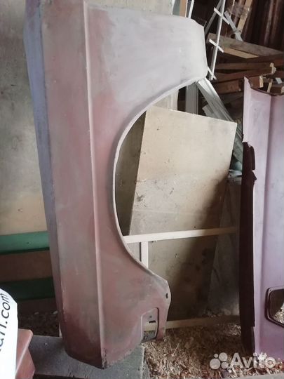 Крылья на газ 24