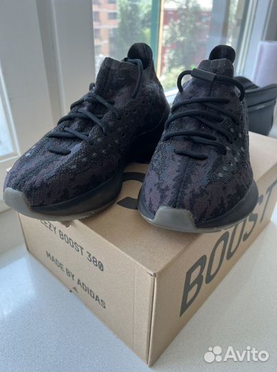 Adidas yeezy boost 380 Onyx оригинал 7 UK