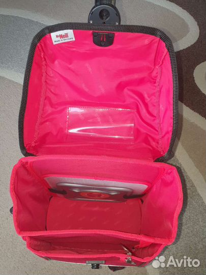 Школьный рюкзак McNeill красный для девочки