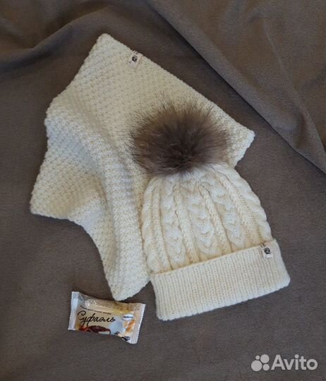 Вязаные шапочки/комплекты