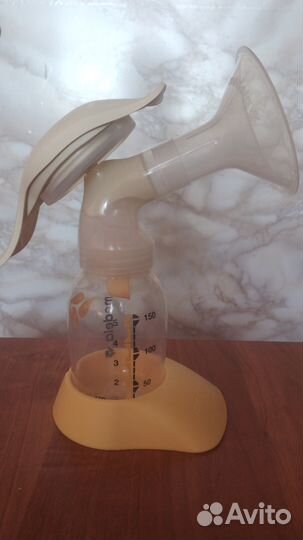 Молокоотсос Medela