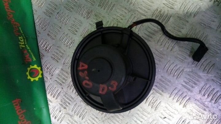 Моторчик печки Audi 80 седан 1.8 1990