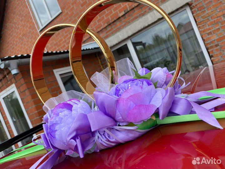 Украшение на автомобиль