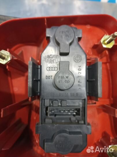 Ауди А6С5 Allroad, Фонарь задний правый универсал