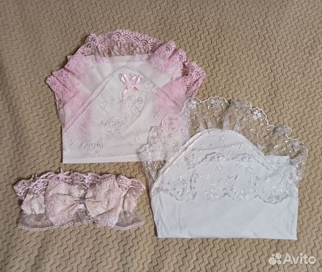 Уголок и бант на выписку