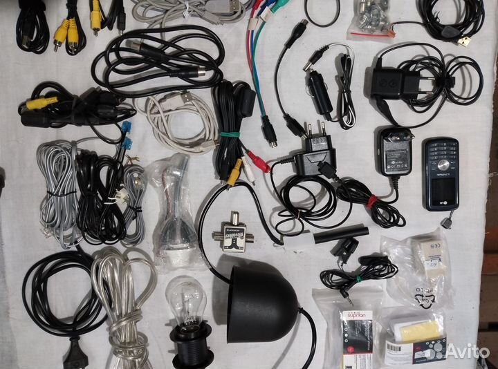 Зарядное устройство, шнур, переходник