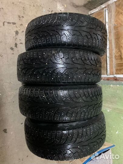 Nokian Tyres Hakkapeliitta 5 235/65 R17