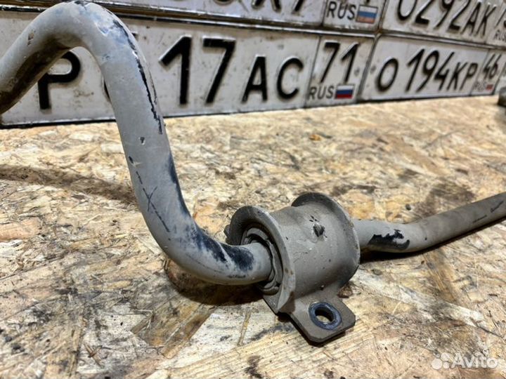 Передний стабилизатор Ford Focus 2 седан 1.8 2008