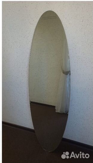 Зеркало настенное овальное