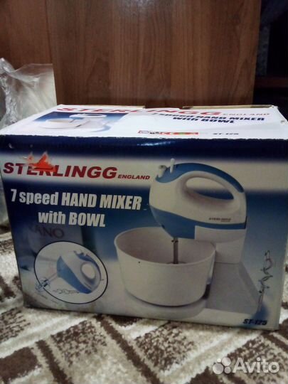 Миксер с чашей новый