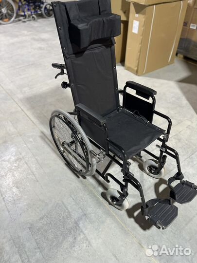 Коляска инвалидная с откидной спинкой