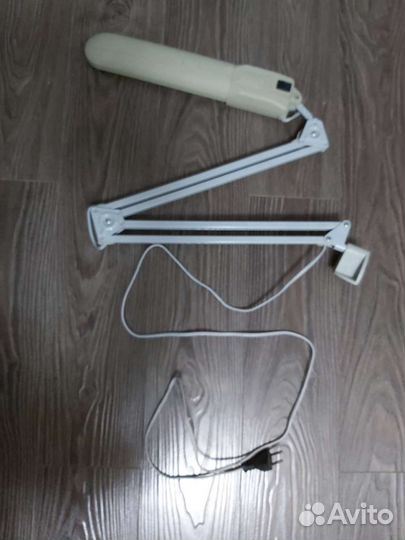 Лампа настольная продается