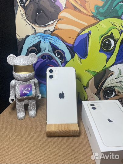 iPhone 11, 64 ГБ