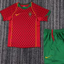 Ретро детская форма Португалия 2004, Москва