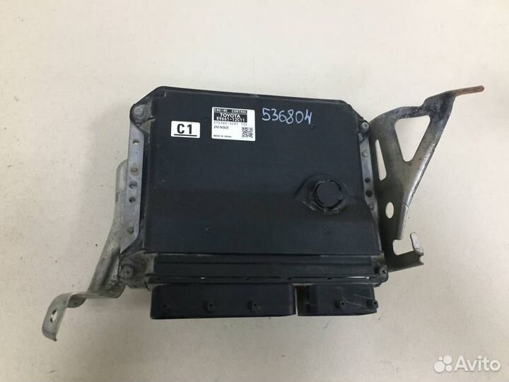 Блок управления двигателем Toyota Corolla E150 200