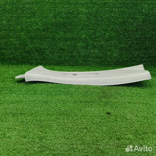 Обшивка центральной стойки левая верхняя Skoda