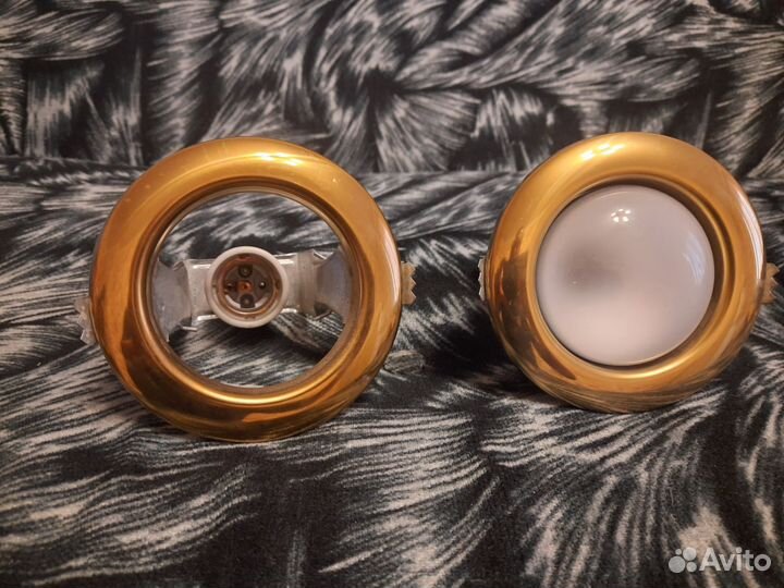 Светильник встраиваемый потолочный