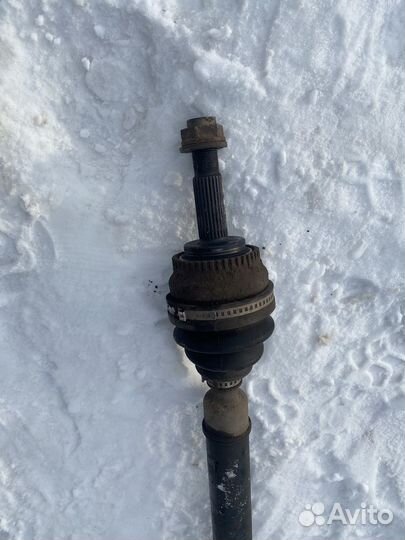 Привод передний правый Nissan Pulsar 15 АКПП GA16