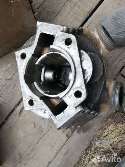 Поршневая иж планета 3