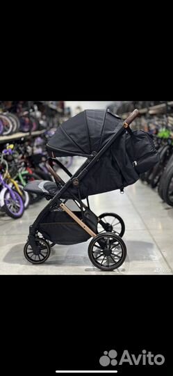 Коляска с перекидной ручкой