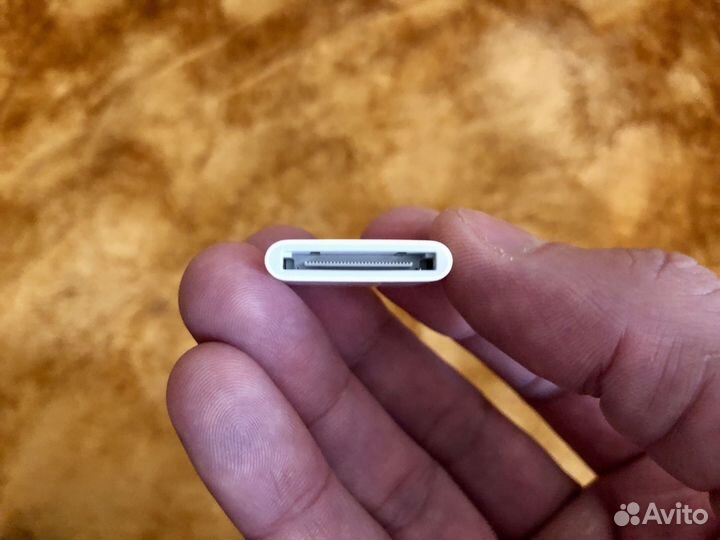 Apple Lightning to 30-pin Adapter