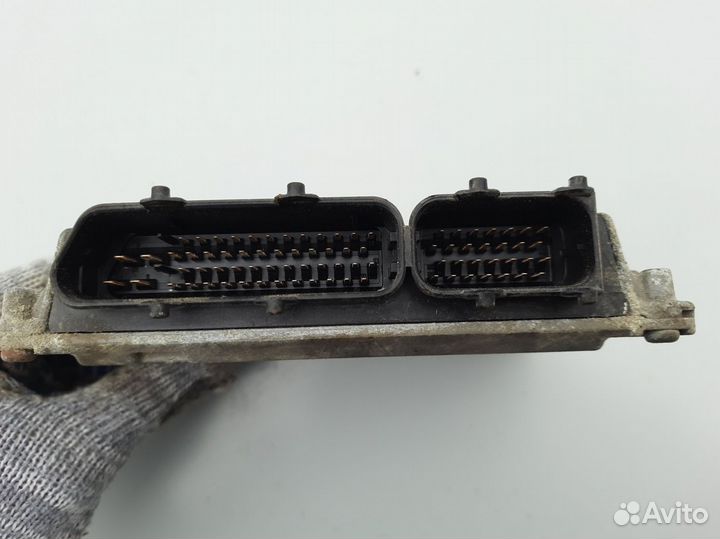 Блок управления двигателем Skoda Fabia