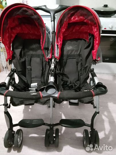 Прогулочная коляска для двойни