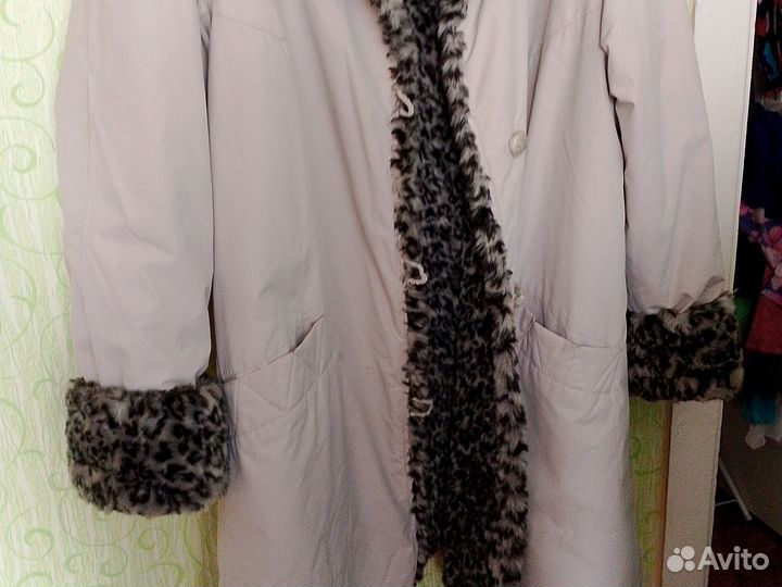 Утеплённый плащ пальто женский,с мехом внутри