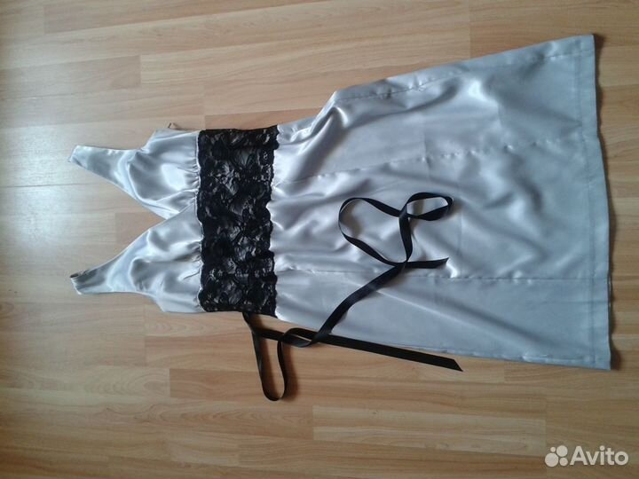 Продам новое платье