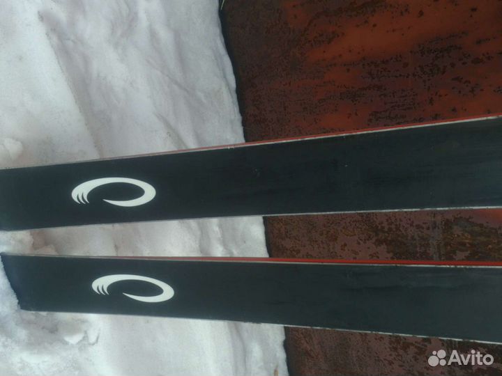 Горные лыжи Dynastar Legend модель 8000, с креплен